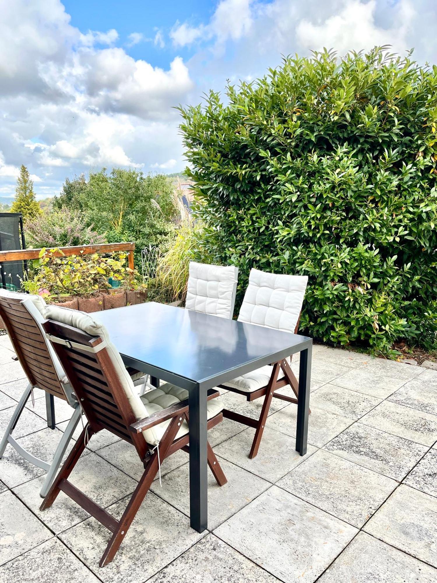 Ferienhaus Weinbergblick - Nahe Wuerzburg - 2 Schlafzimmer - Familienfreundlich - Terrasse Unterleinach Екстериор снимка
