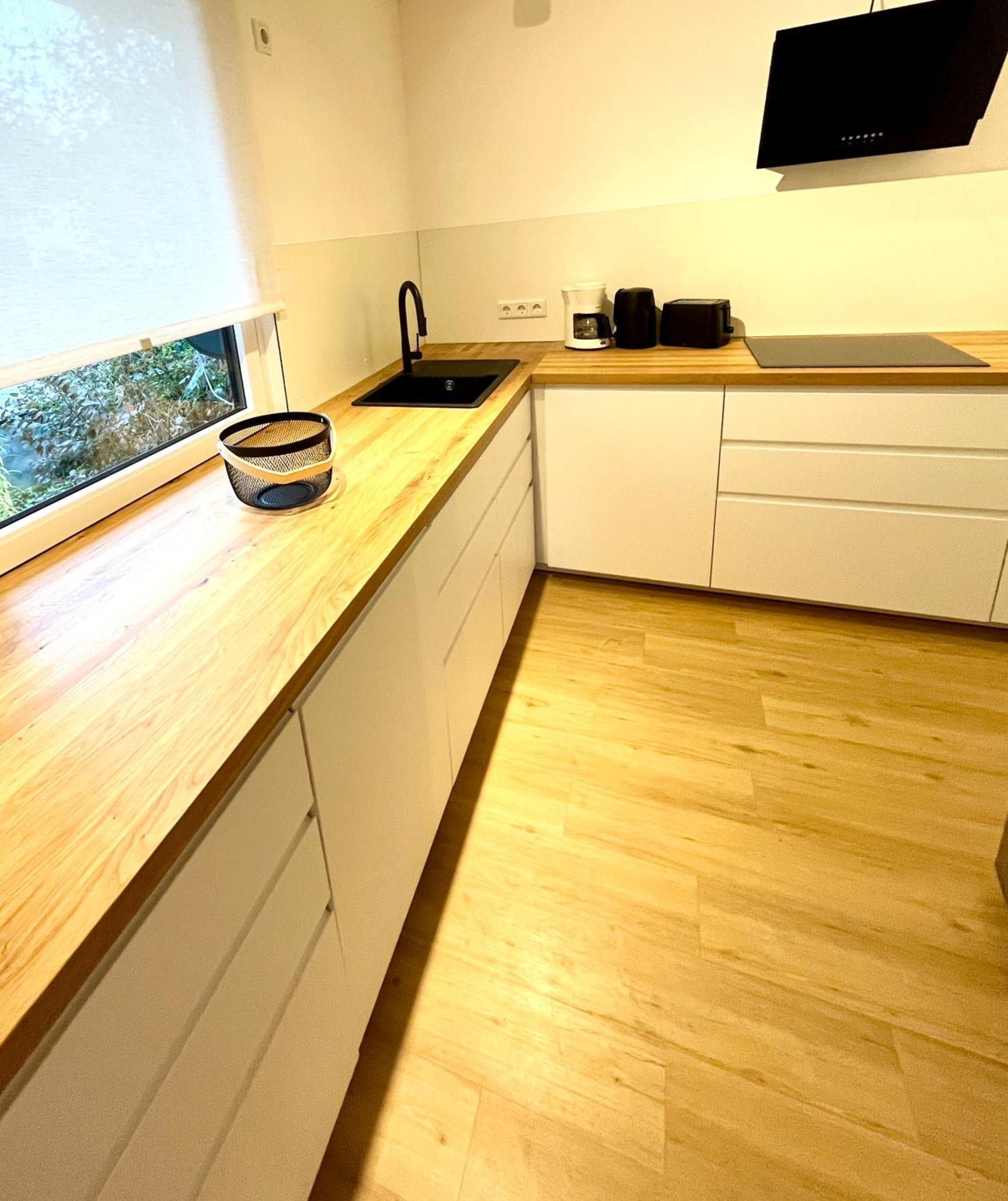 Ferienhaus Weinbergblick - Nahe Wuerzburg - 2 Schlafzimmer - Familienfreundlich - Terrasse Unterleinach Екстериор снимка
