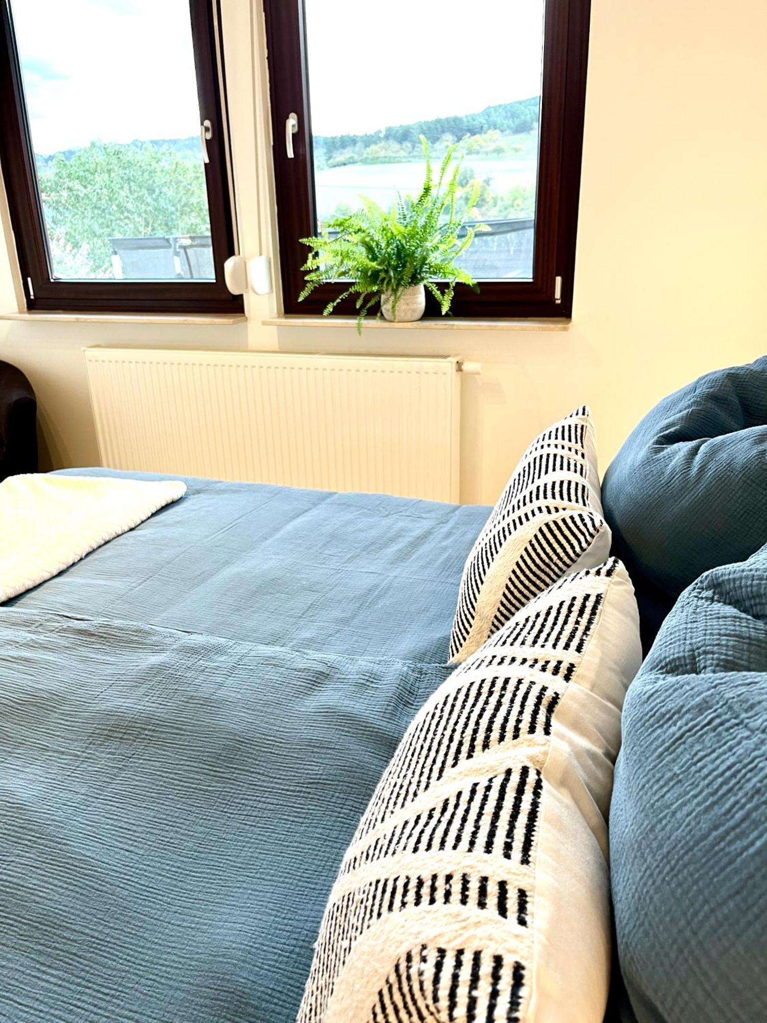 Ferienhaus Weinbergblick - Nahe Wuerzburg - 2 Schlafzimmer - Familienfreundlich - Terrasse Unterleinach Екстериор снимка